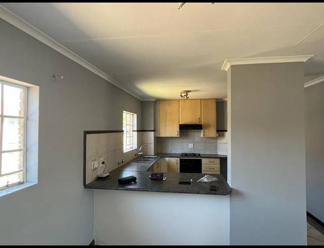 2 BEDROOM PROPERTY TO RENT IN OLYMPUS AH